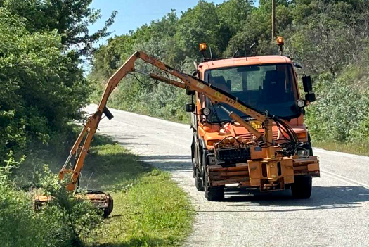 b3
